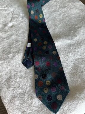 Moschino Smiley-Print Silk Tie